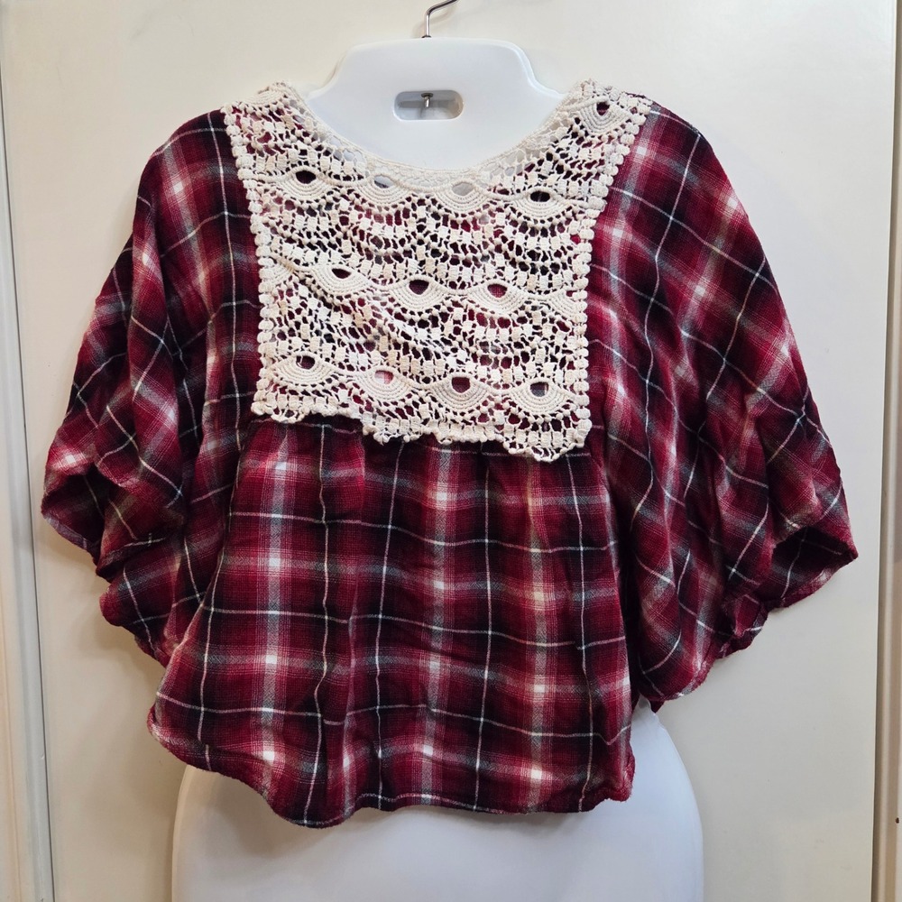 Xtraordinary Red Plaid Crochet Lace Bib Crop Top Boho Flutter Sleeve Large